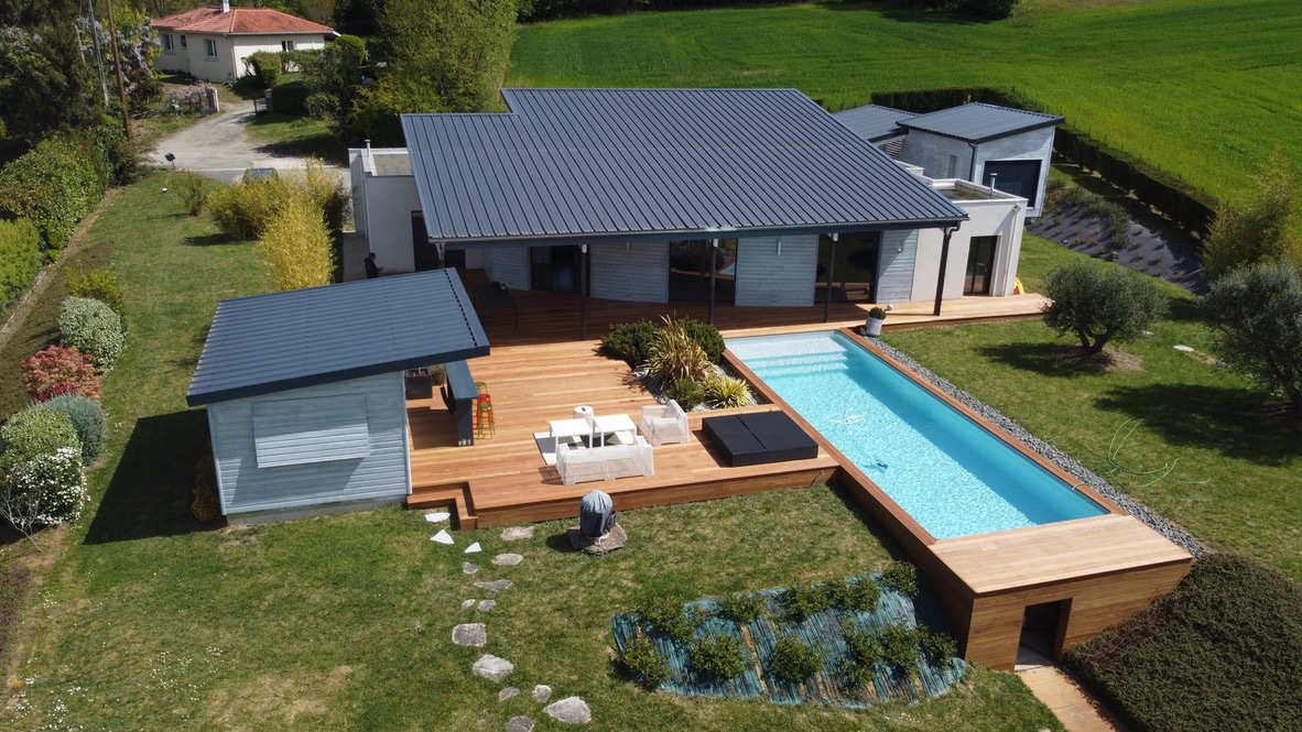 Piscine et espace détente - C90D6507 53FC 41C3 B341 7DEF92904A09 1 105 c 1753945454 7822