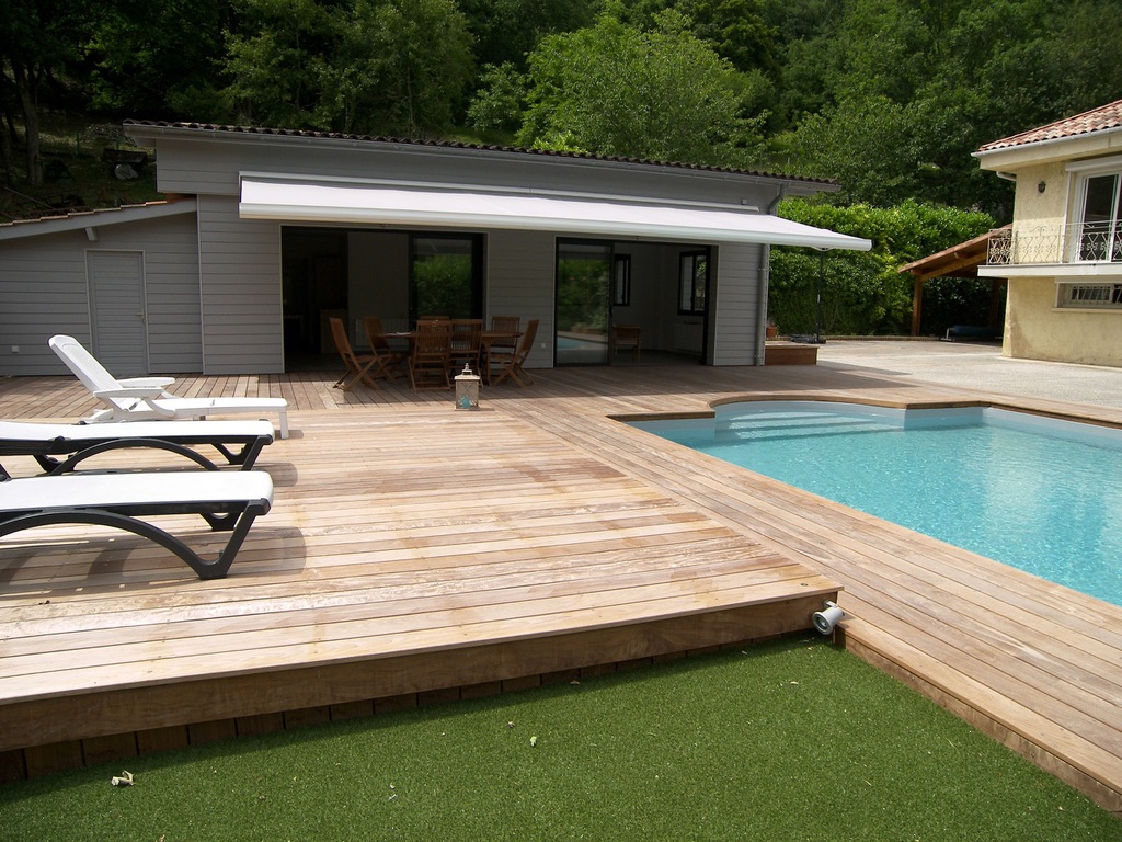 Piscine et espace détente - 53C2B9D9 67D7 4347 B6F3 802394ACAEDC 1 105 c 1753945583 8125